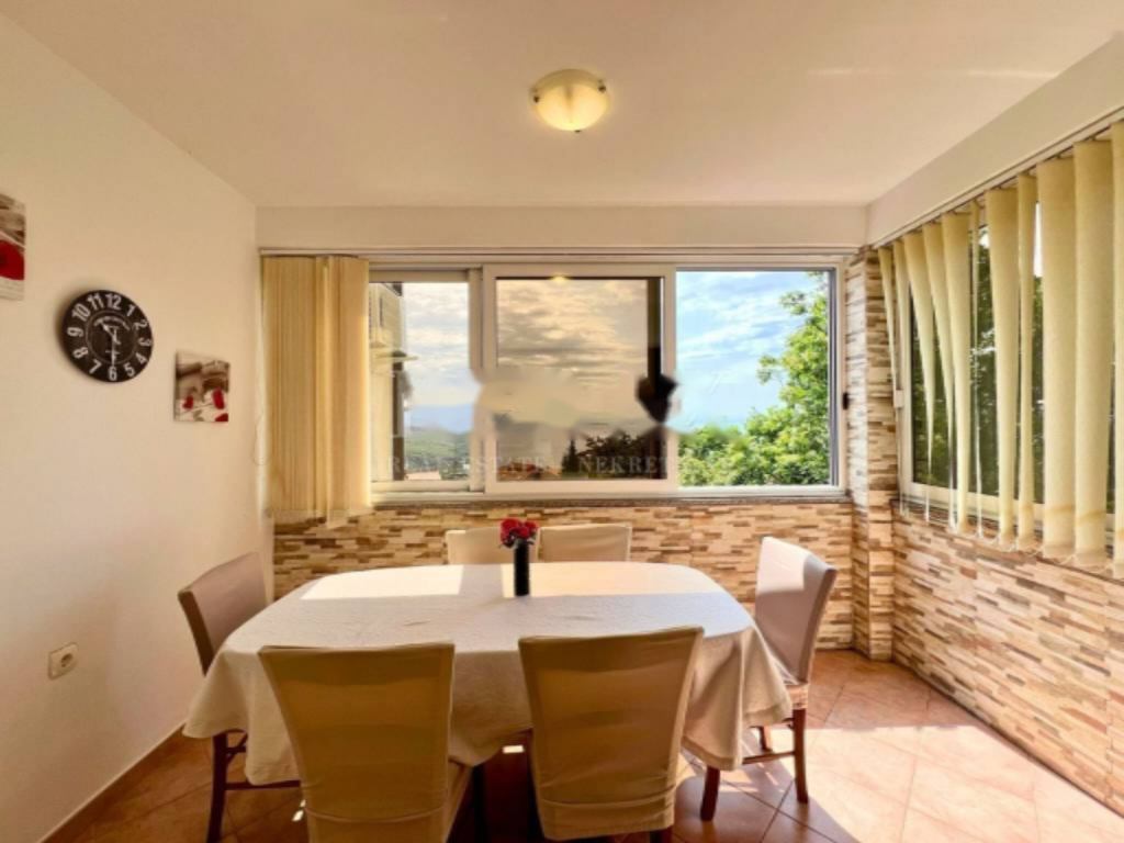 Flat in Opatija, Croatia, 71 m² - picture 1