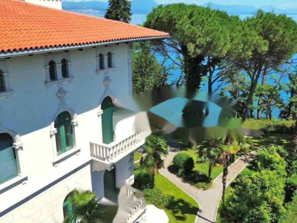 House in Opatija, Croatia, 600 m² - picture 1