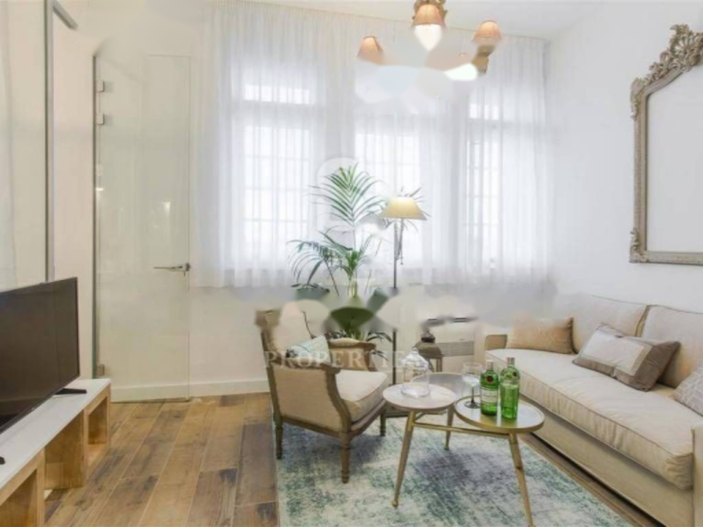 Piso en Opatija, Croacia, 240 m² - imagen 1