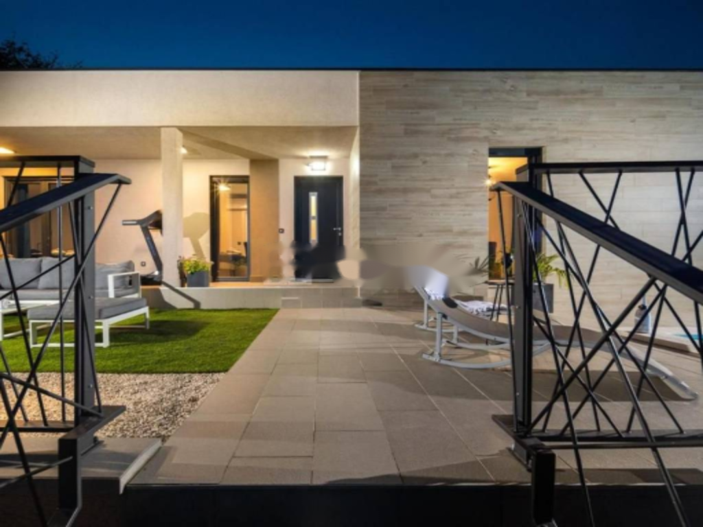 House in Opatija, Croatia, 163 m² - picture 1