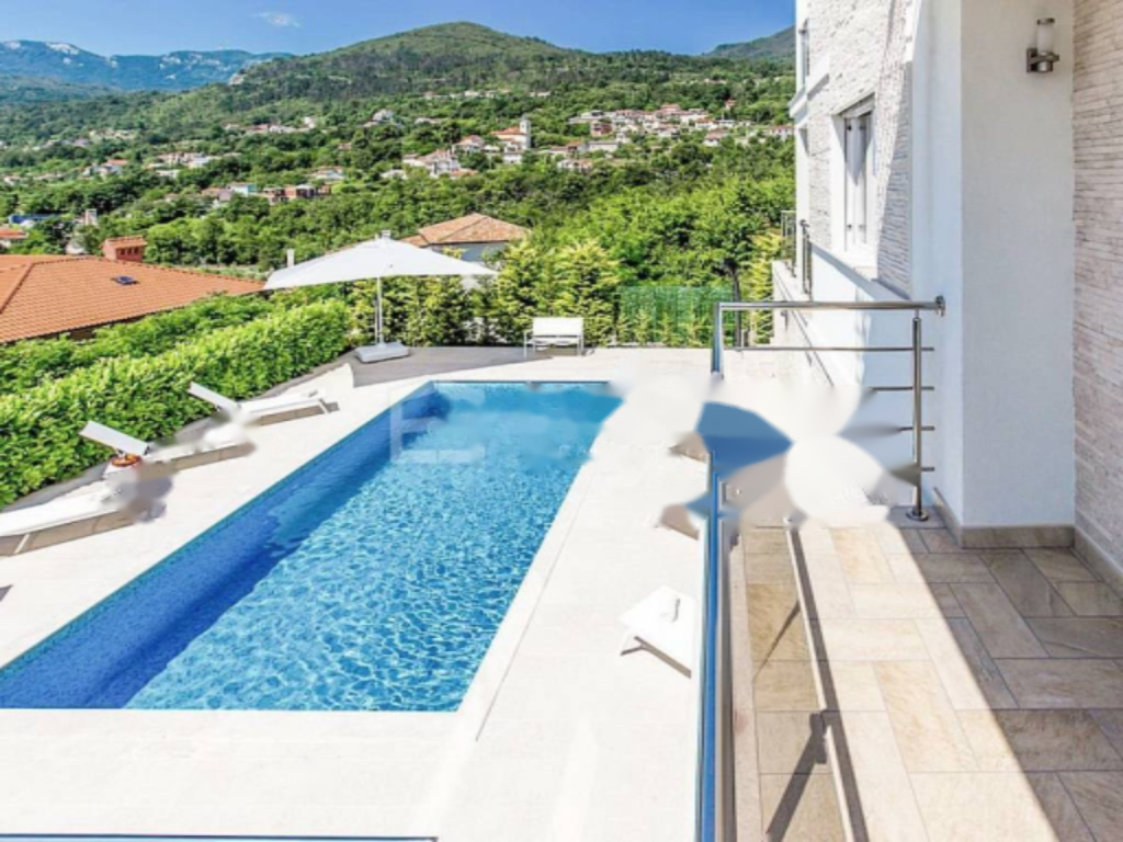 Maison à Opatija, Croatie, 275 m² - image 3