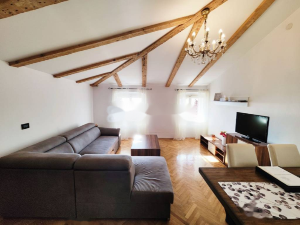 Flat in Opatija, Croatia, 65 m² - picture 4