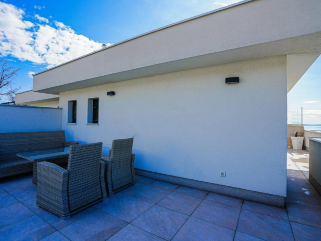 House in Opatija, Croatia, 250 m² - picture 4