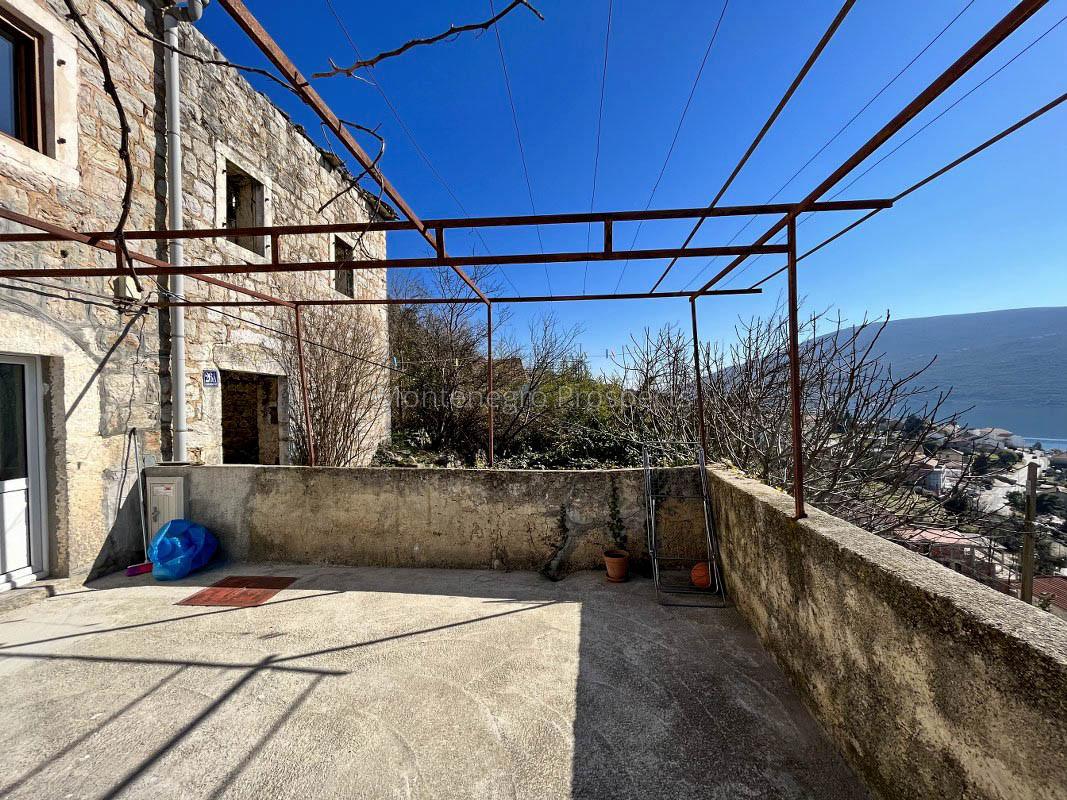 Terreno a Kumbor, Montenegro, 2 709 m2 - foto 11