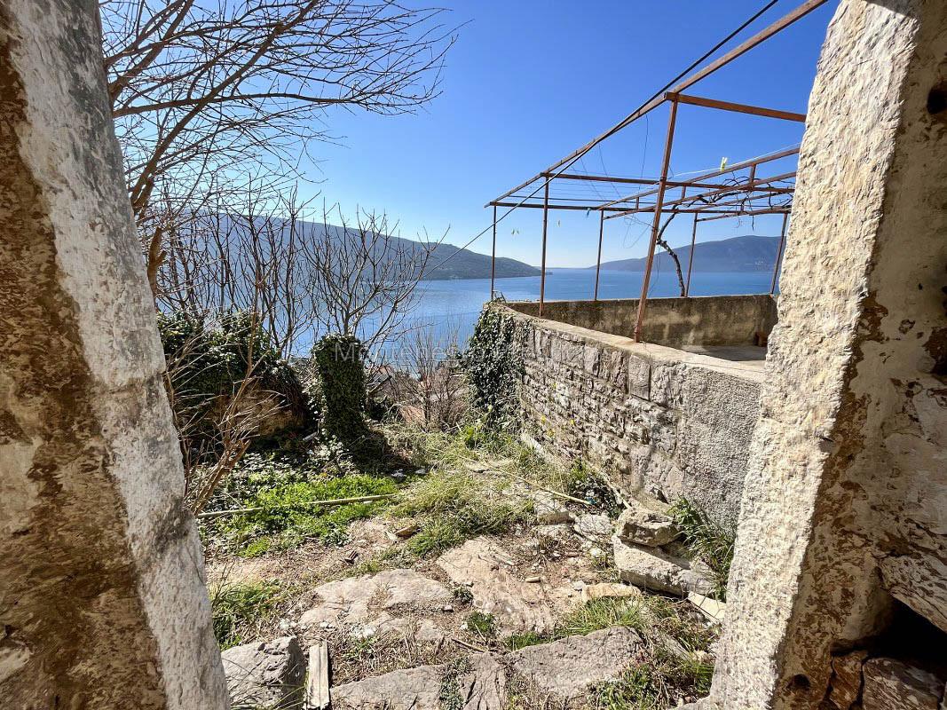 Terreno a Kumbor, Montenegro, 2 709 m2 - foto 9