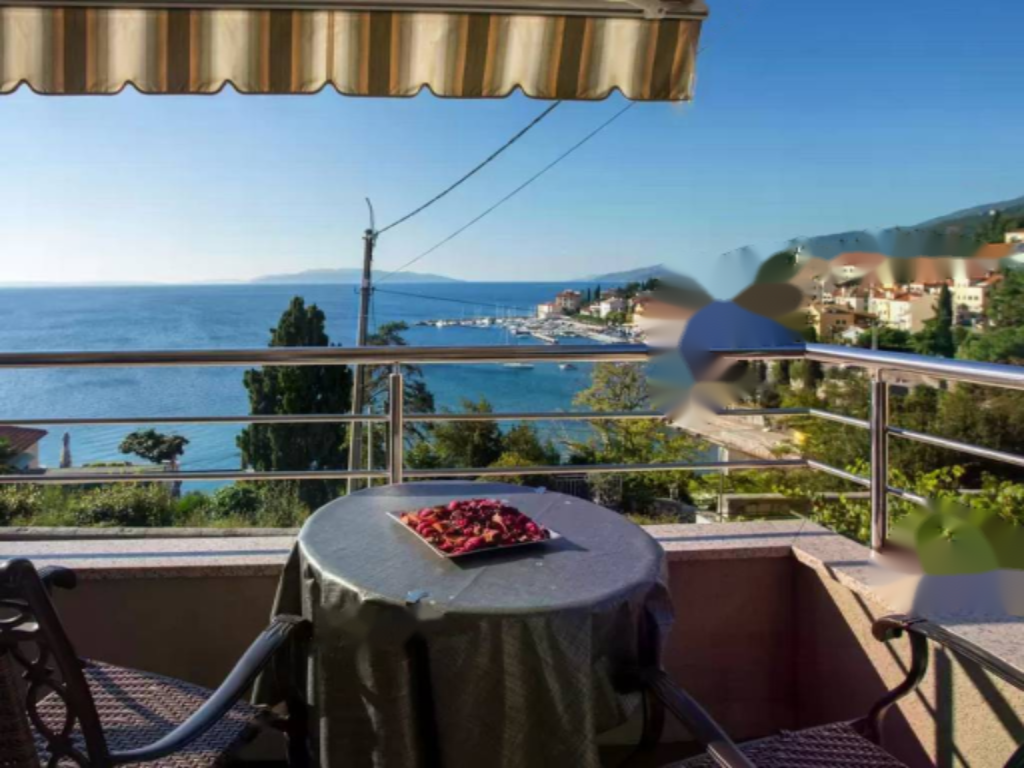 Wohnung in Opatija, Kroatien, 148 m² - Foto 1