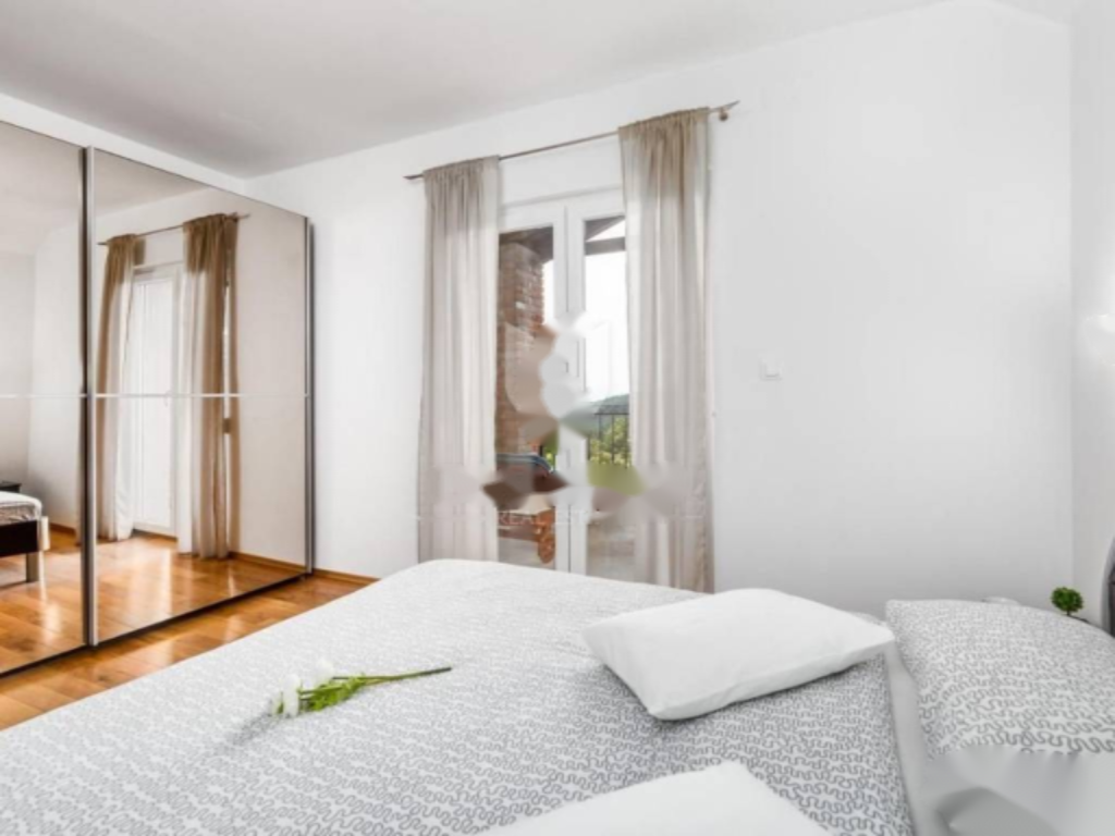 House in Opatija, Croatia, 637 m² - picture 8