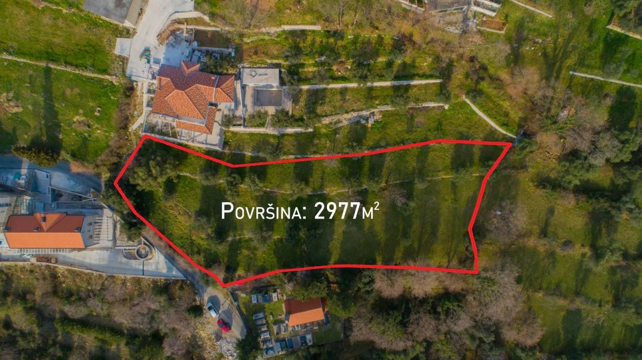 Grundstück in Kavač, Montenegro, 2 977 m² - Foto 1