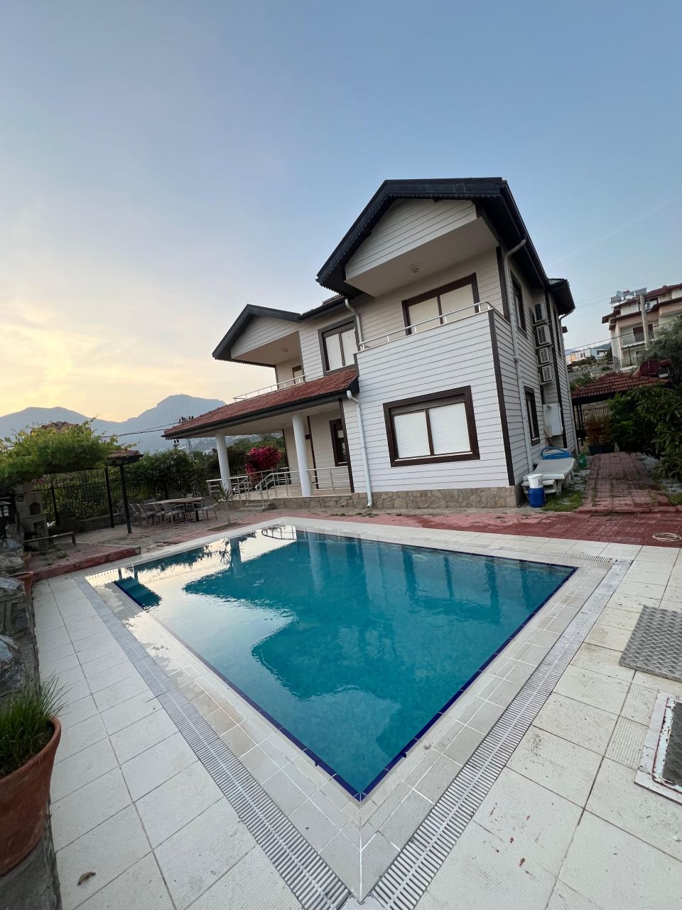 Villa in Alanya, Türkei, 300 m² - Foto 1