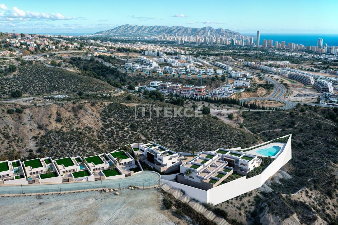 Penthouse in Finestrat, Spain, 235 m² - picture 4