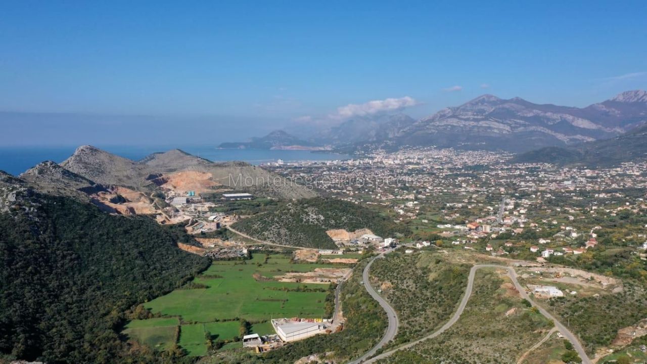 Land in Dobra Voda, Montenegro, 6 699 m² - picture 3