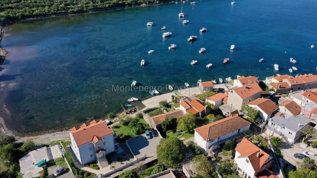 Terreno a Bigova, Montenegro, 315 m2 - foto 2