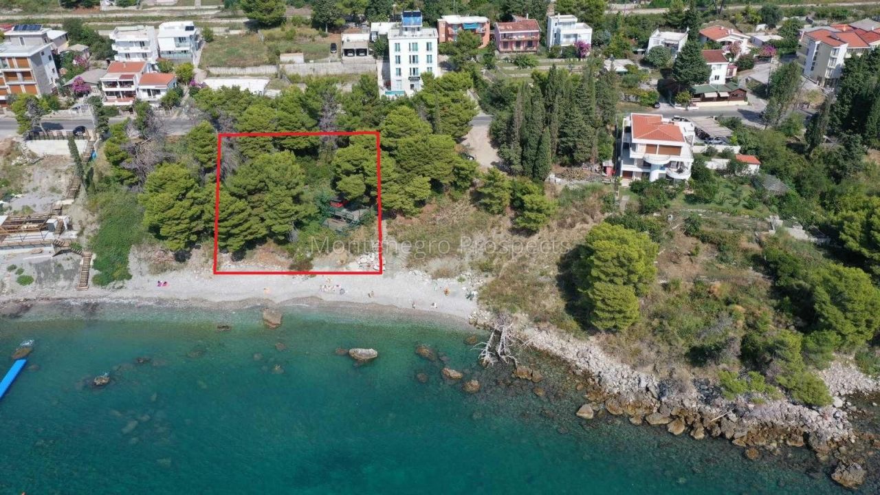Terreno a Bigova, Montenegro, 629 m2 - foto 1