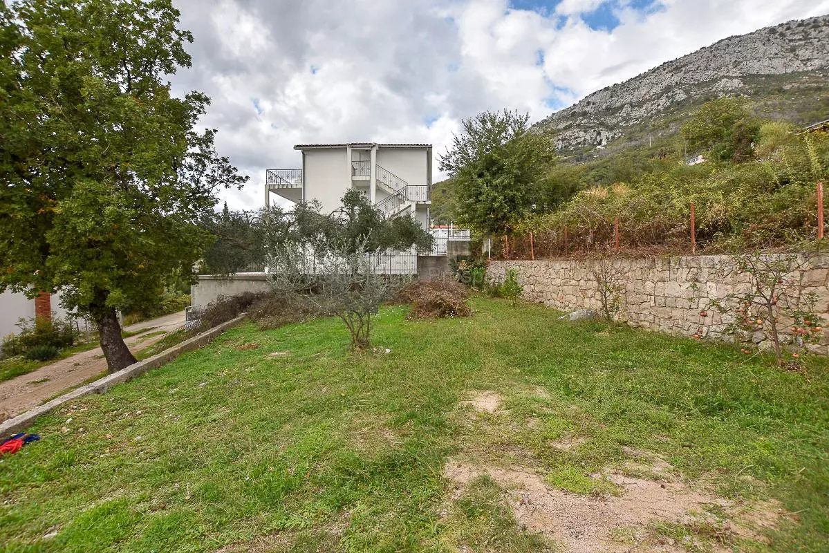 Terreno a Bar, Montenegro, 2 112 m2 - foto 3