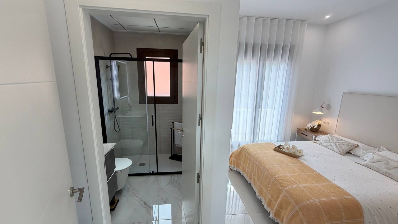 Villa in Polop de la Marina, Spain, 129 m² - picture 16