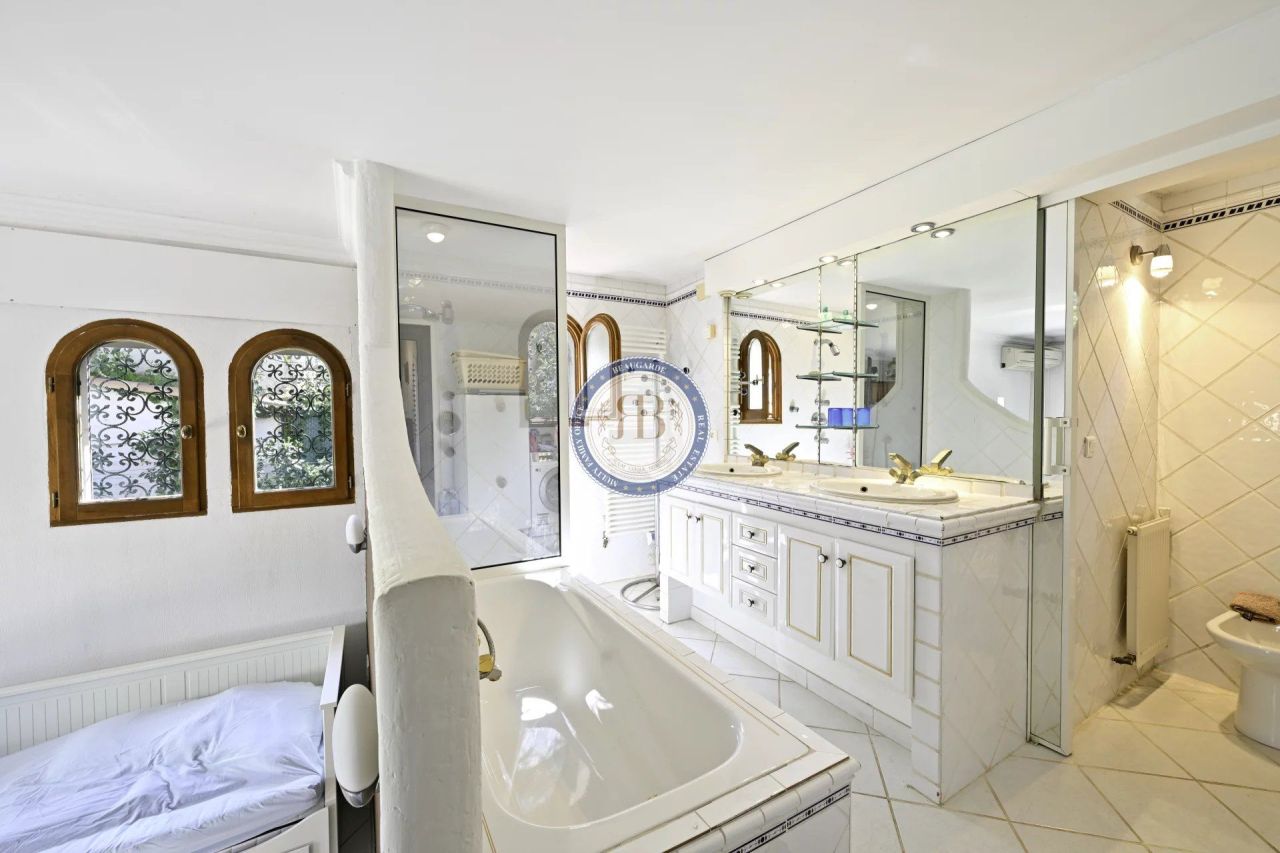 Wohnung in Antibes, Frankreich, 120 m² - Foto 12