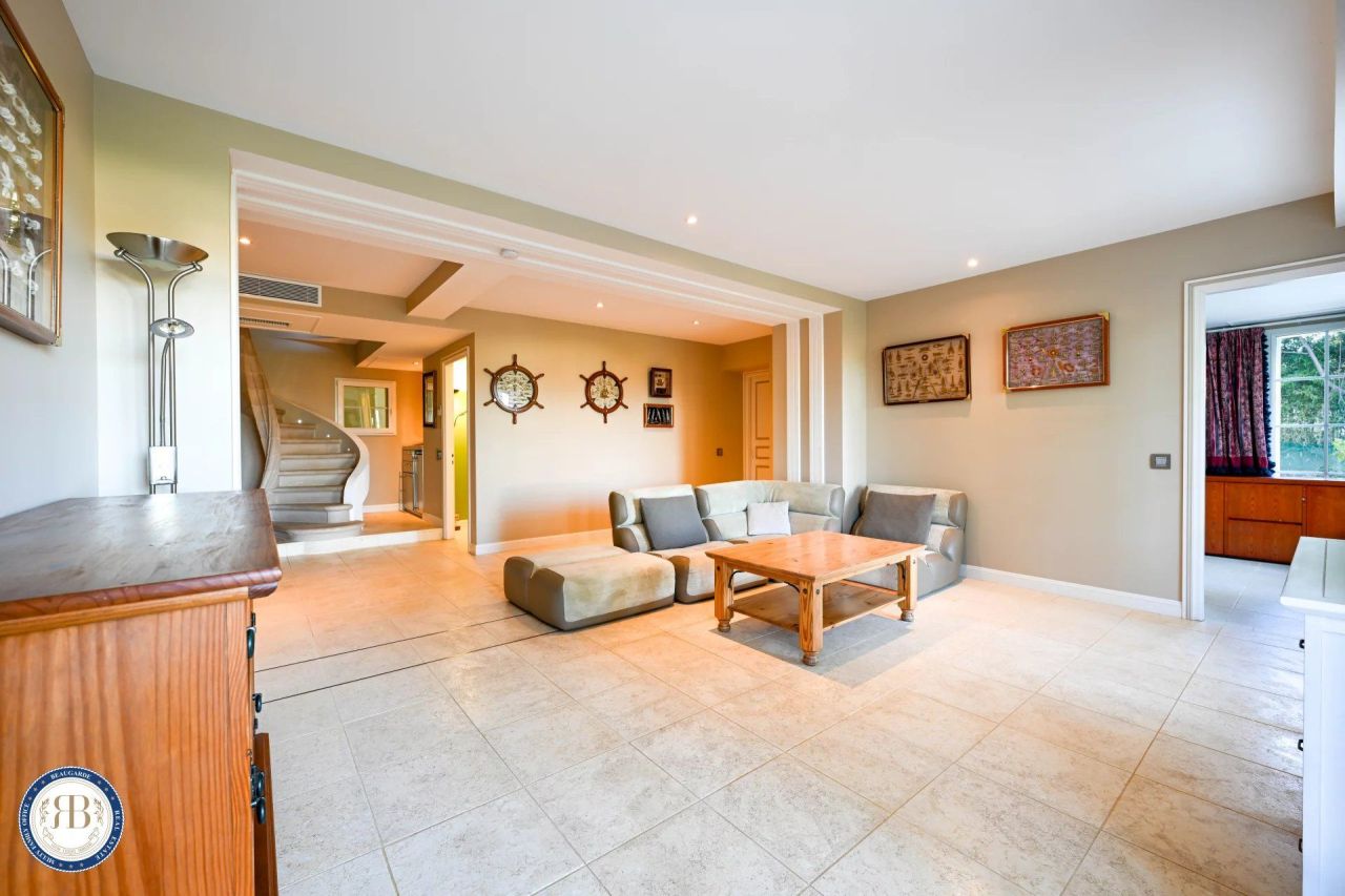 Appartamento a Antibes, Francia, 230 m² - foto 19