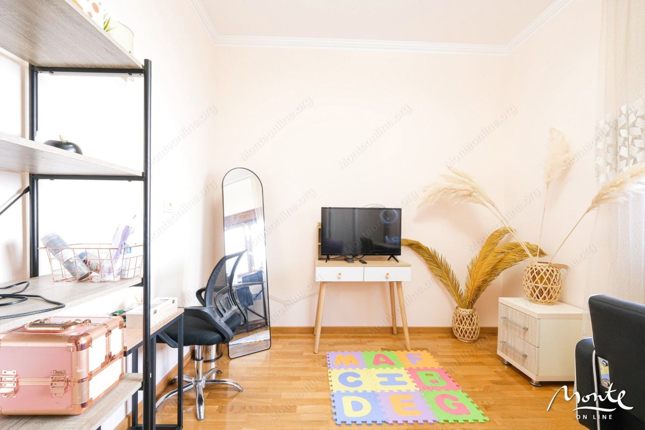 Apartamento en Zelenika, Montenegro, 78 m² - imagen 3