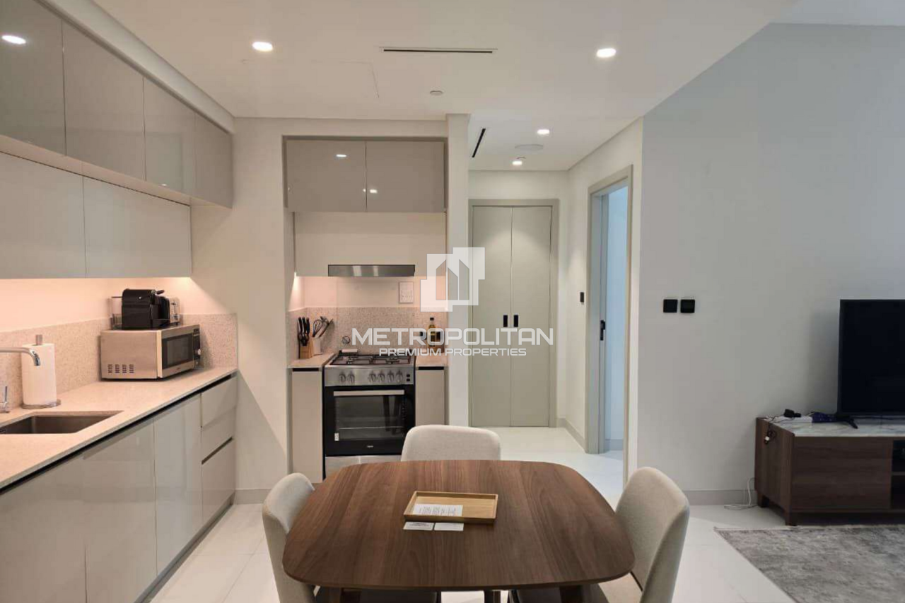 Apartment in Dubai, UAE, 77 m² - picture 6