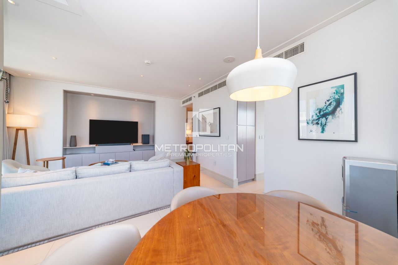 Apartment in Dubai, UAE, 127 m² - picture 7