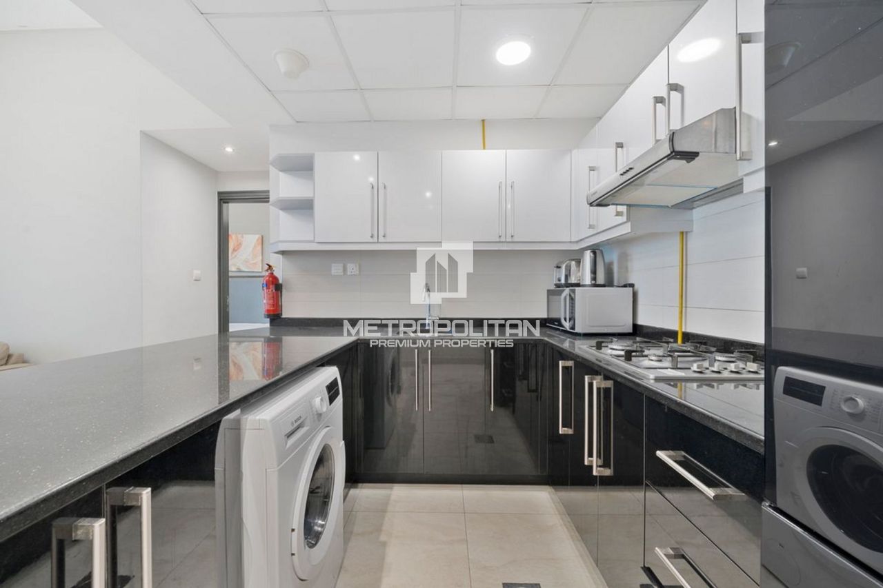 Apartment in Dubai, UAE, 87 m² - picture 7