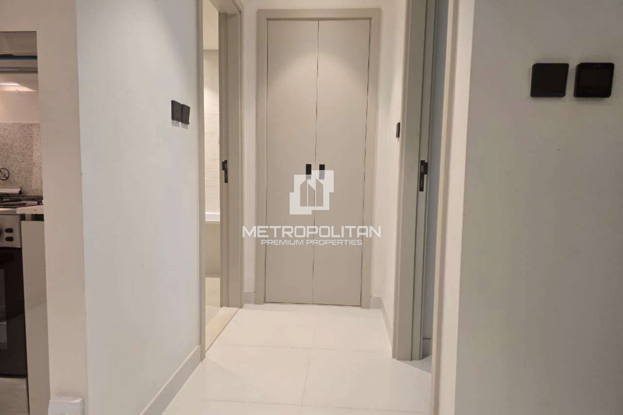 Apartment in Dubai, UAE, 77 m² - picture 8