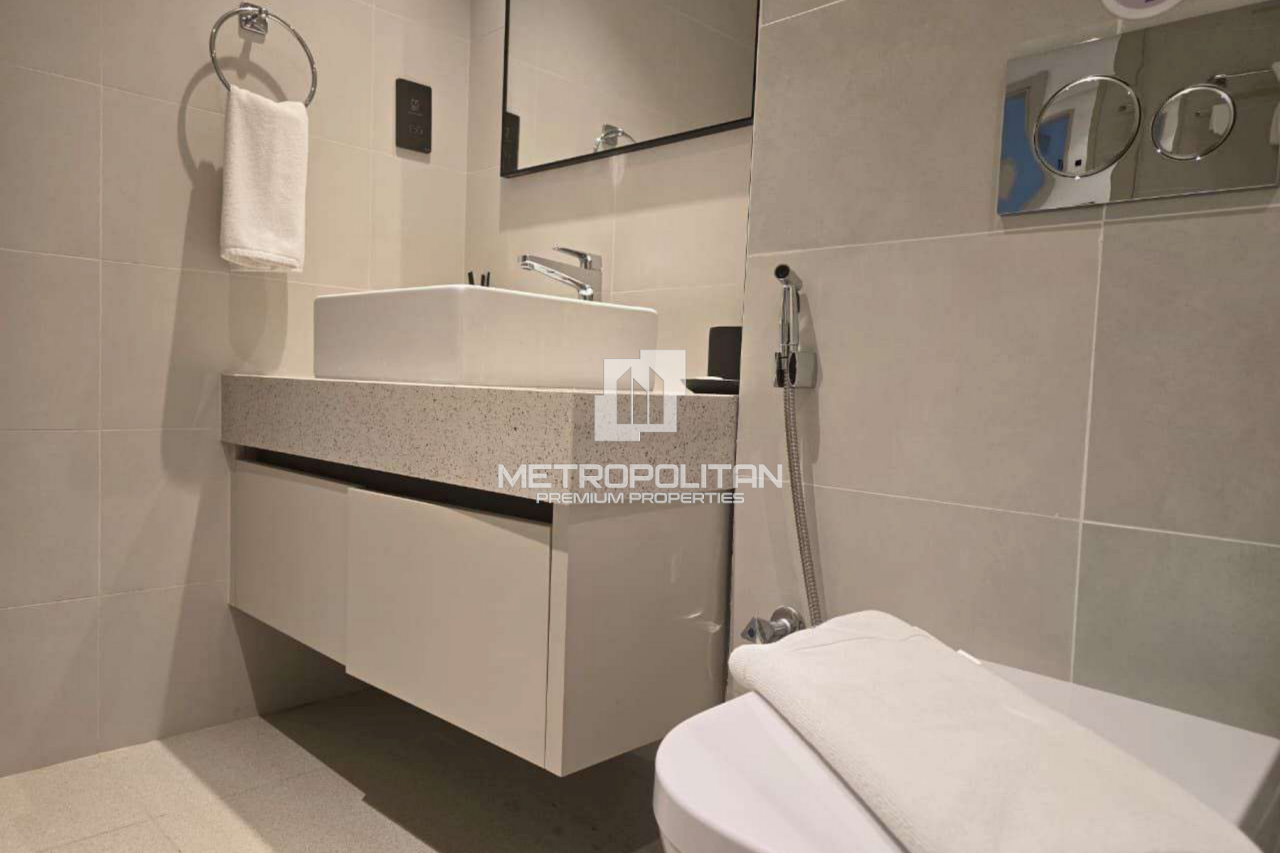 Apartment in Dubai, UAE, 77 m² - picture 10