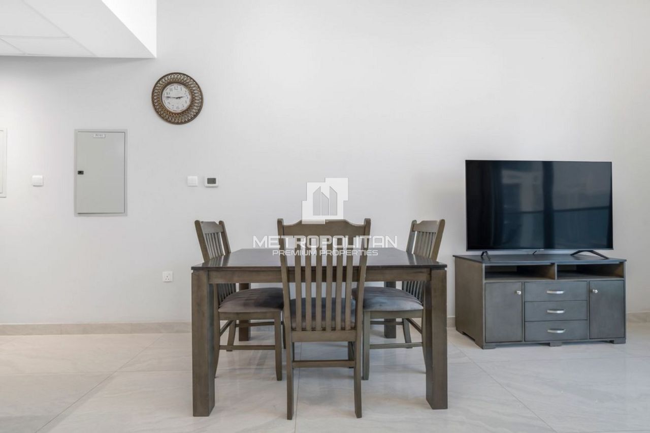 Apartment in Dubai, UAE, 87 m² - picture 10