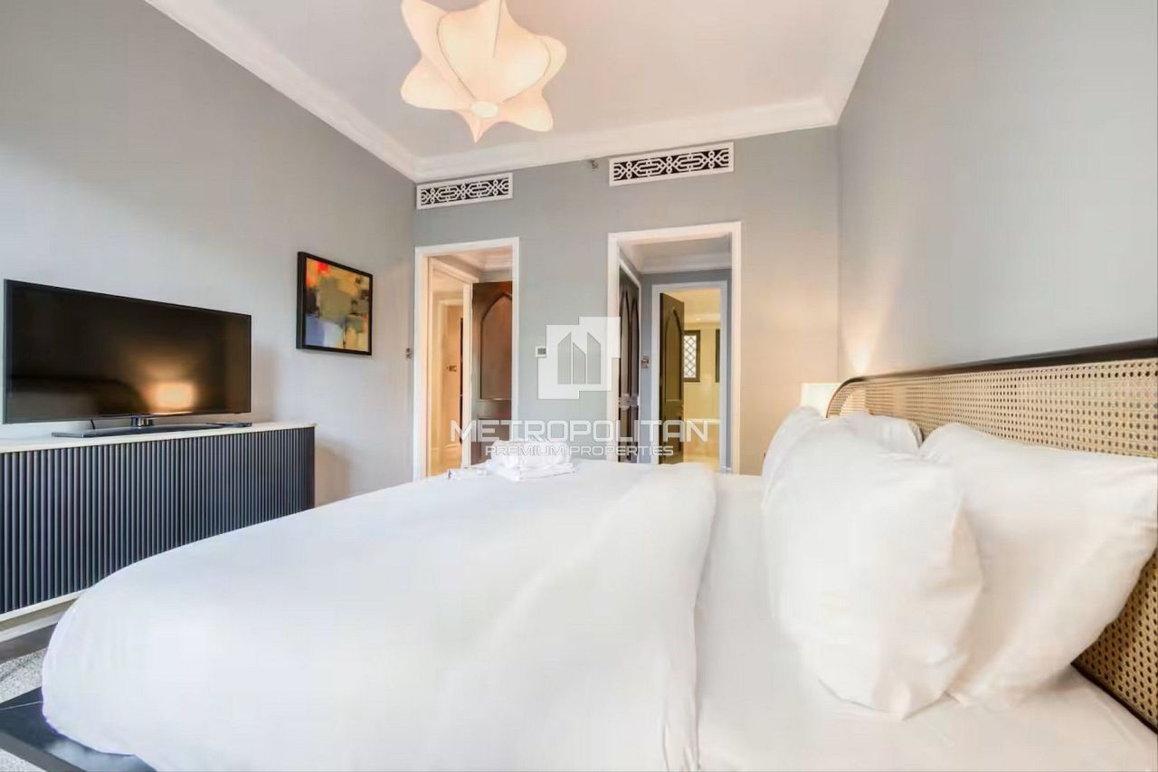 Apartment in Dubai, UAE, 130 m² - picture 14