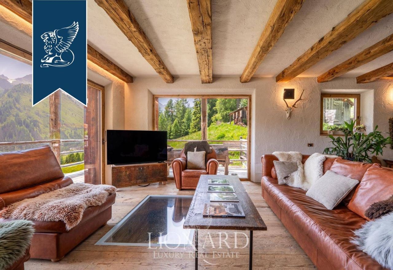 Villa in Belluno, Italy, 900 m² - picture 10