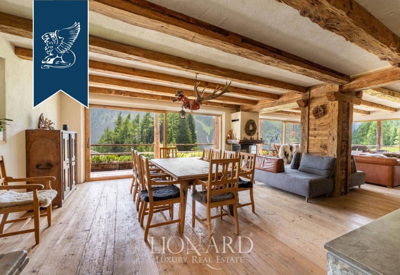 Villa in Belluno, Italy, 900 m² - picture 12