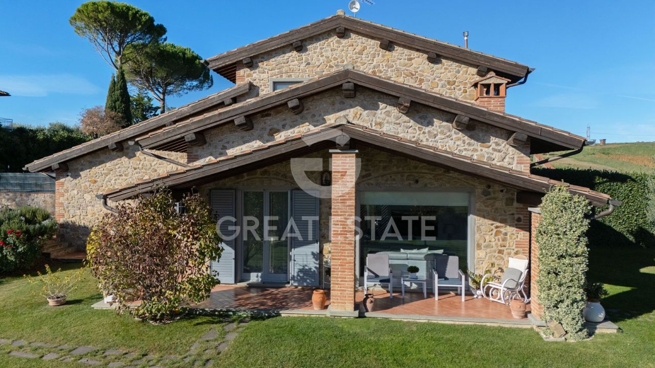 House Monte San Savino, Italy, 167.15 m² - picture 2