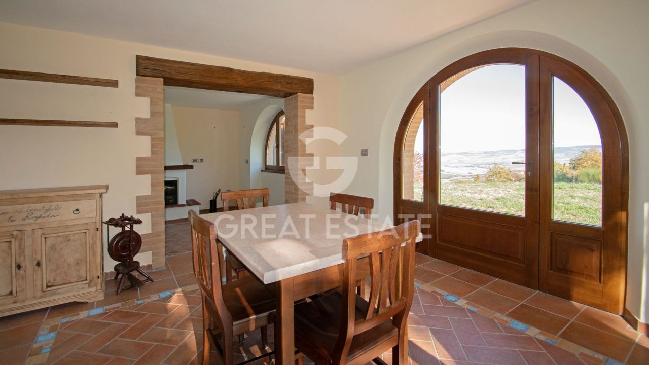 House Castiglione d'Orcia, Italy, 180.25 m² - picture 13