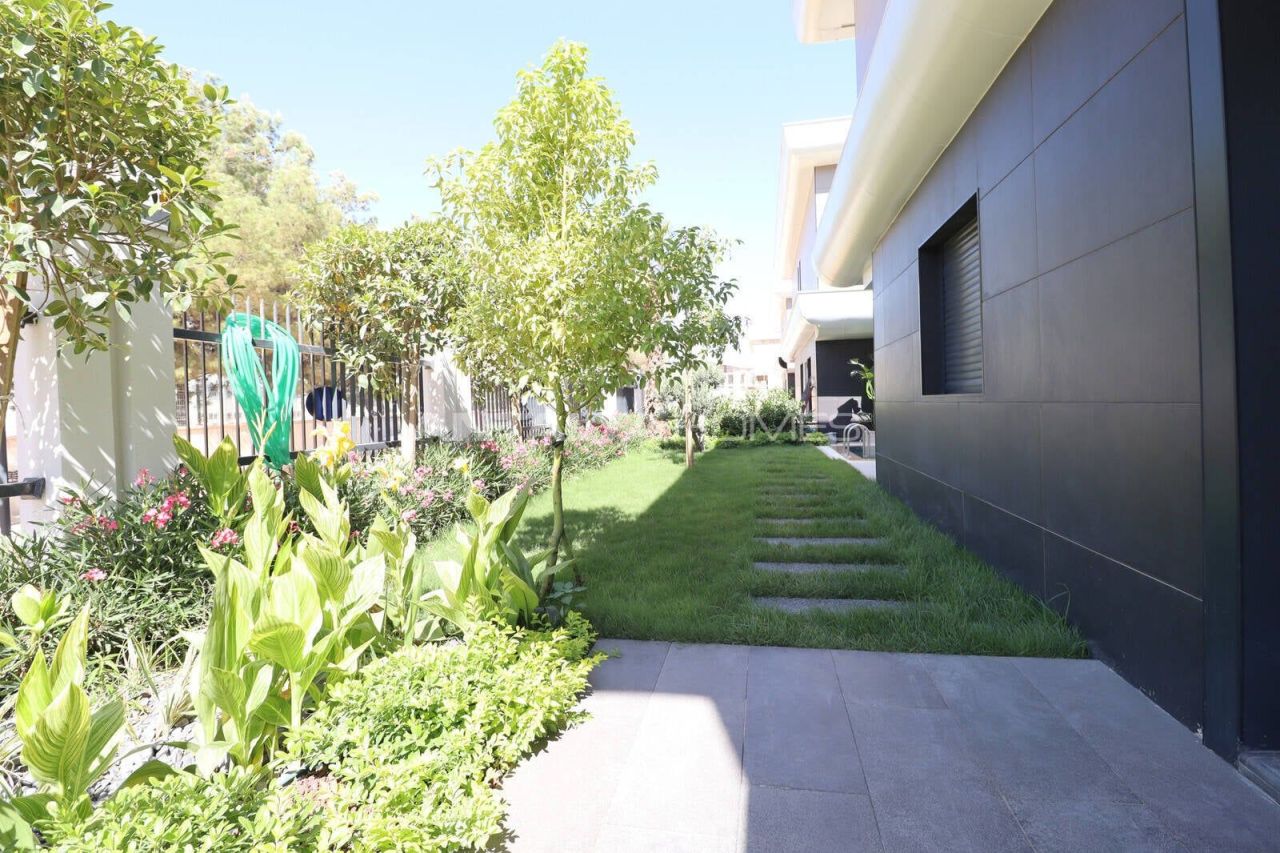 Villa en Antalya, Turquia, 343 m² - imagen 2