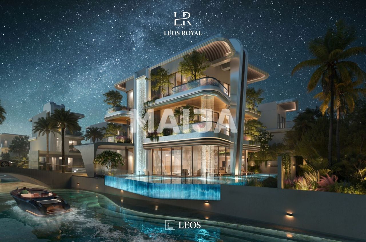 Flat in Dubai, UAE, 280 m² - picture 1