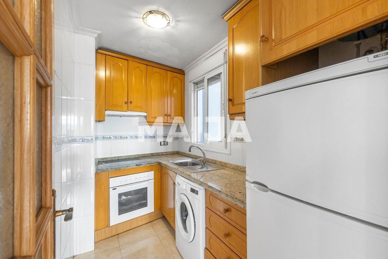 Apartment in Torrevieja, Spain, 45 m² - picture 6