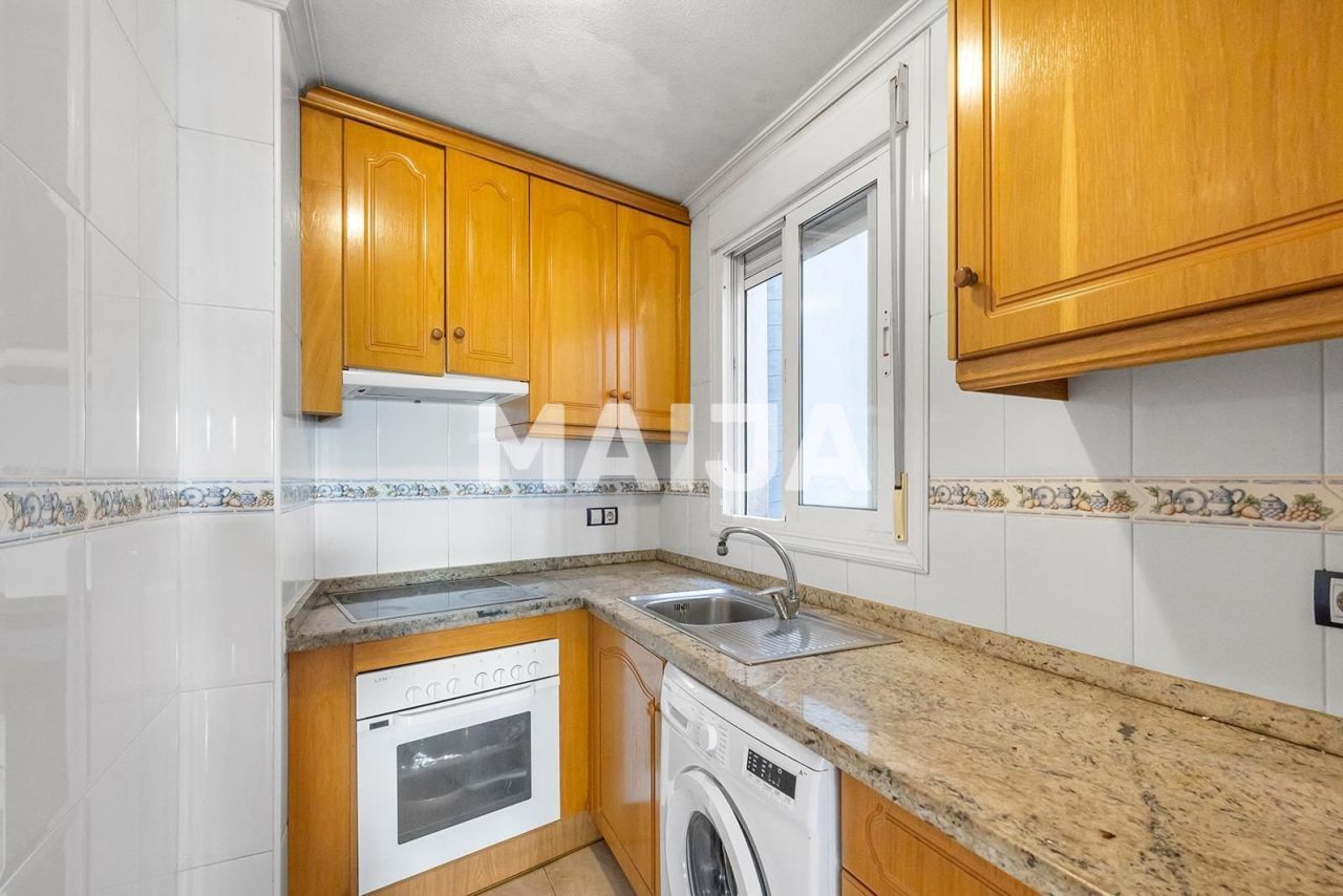 Apartment in Torrevieja, Spain, 45 m² - picture 8