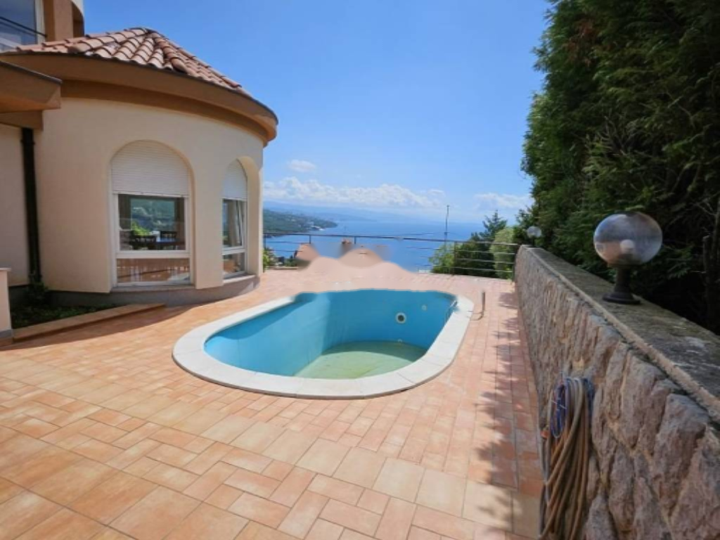 Wohnung in Opatija, Kroatien, 150 m² - Foto 1