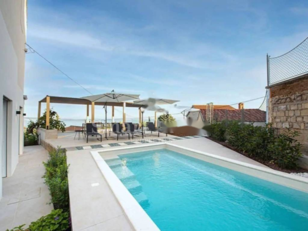 Appartamento a Opatija, Croazia, 102 m² - foto 1