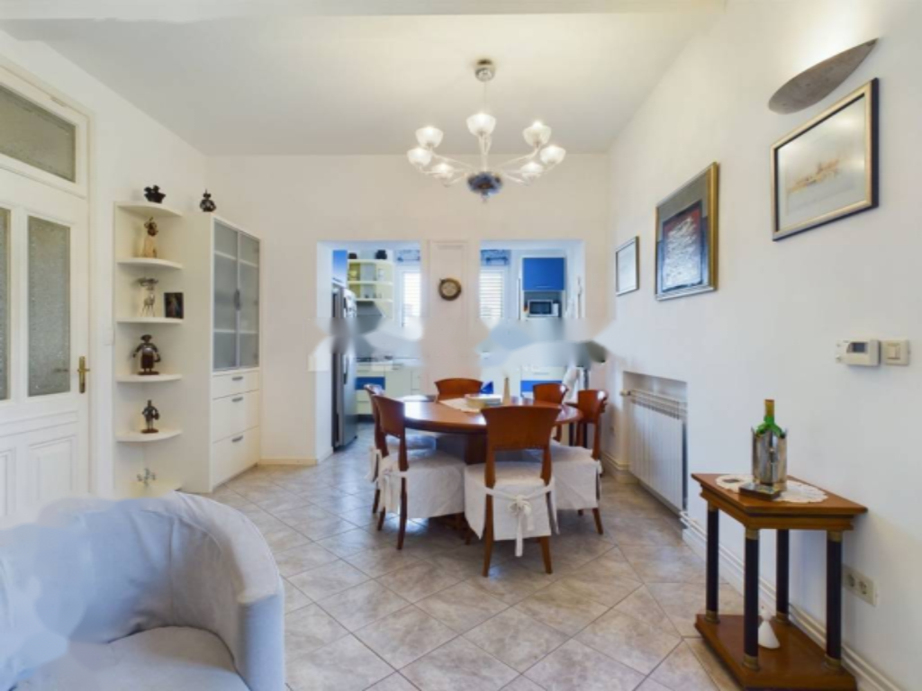 Appartement à Opatija, Croatie, 90 m² - image 1