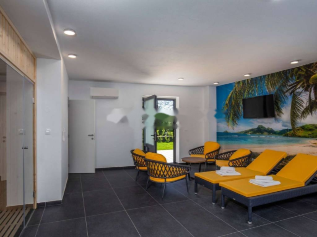 Haus in Opatija, Kroatien, 225 m² - Foto 1