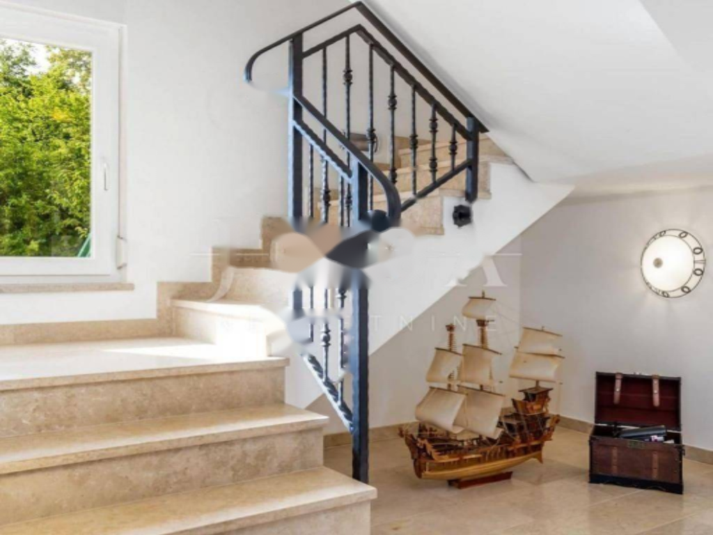 House in Opatija, Croatia, 549 m² - picture 16