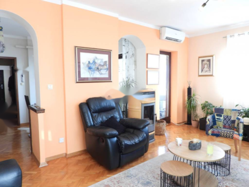 Piso en Opatija, Croacia, 110 m² - imagen 16