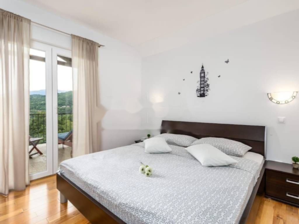 House in Opatija, Croatia, 549 m² - picture 17