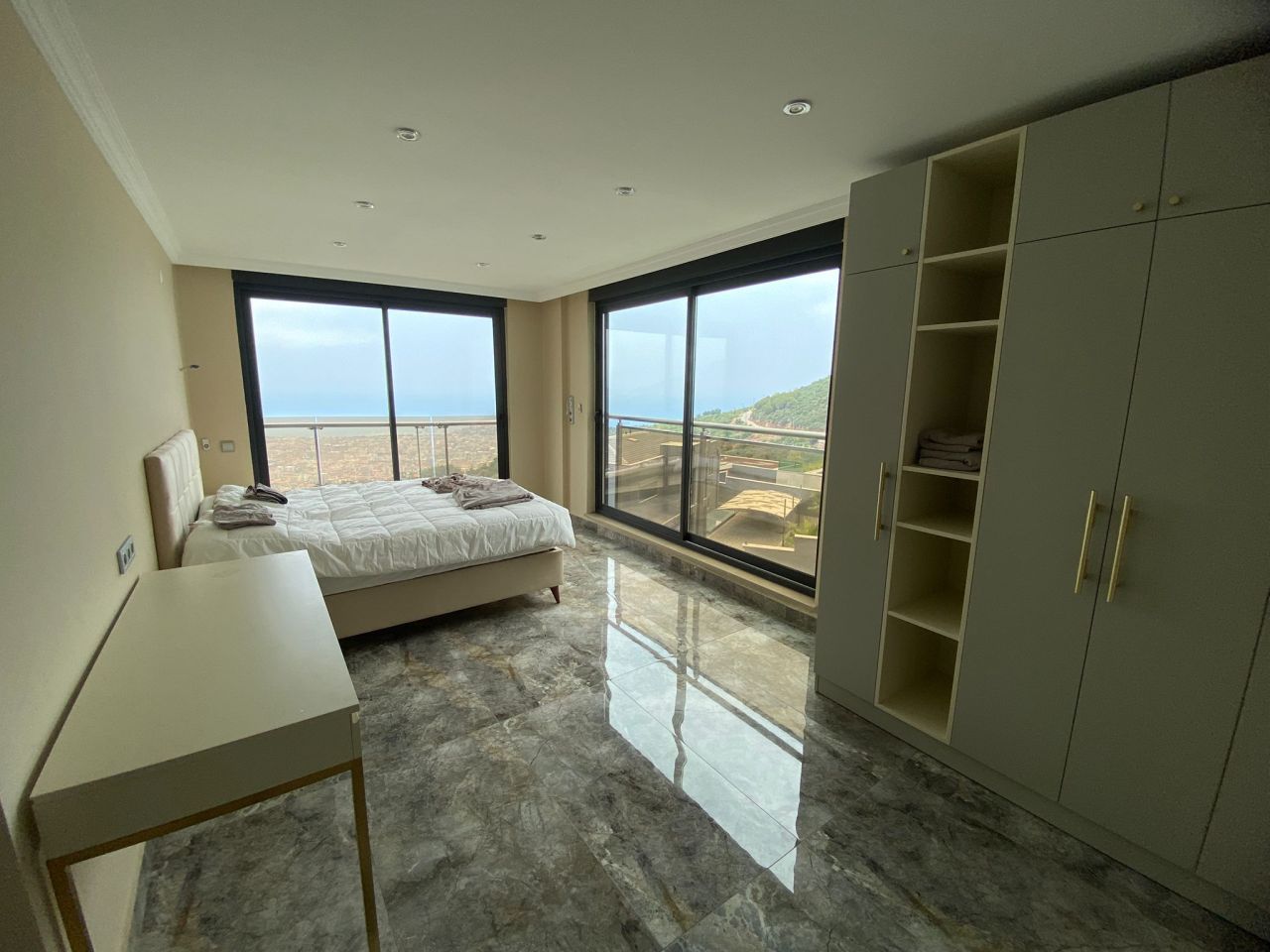 Villa en Alanya, Turquia, 1 000 m² - imagen 6