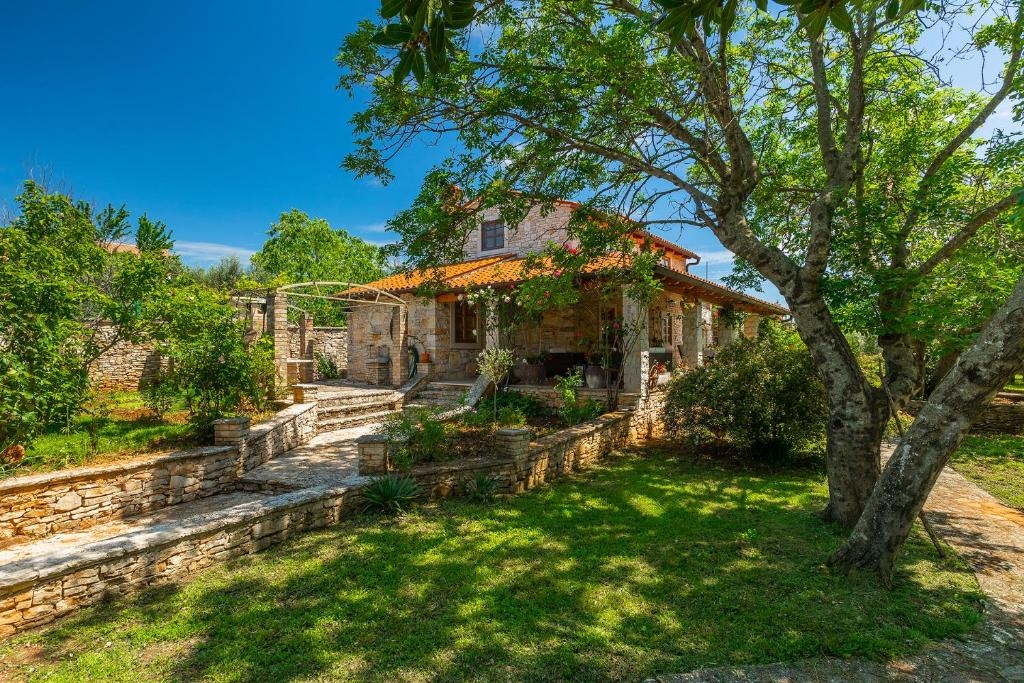 Villa in Svetvincenat, Croatia, 200 m² - picture 2