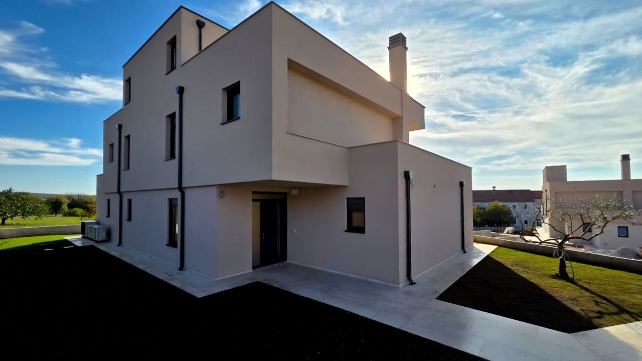 Villa in Poreč, Kroatien, 251 m² - Foto 4