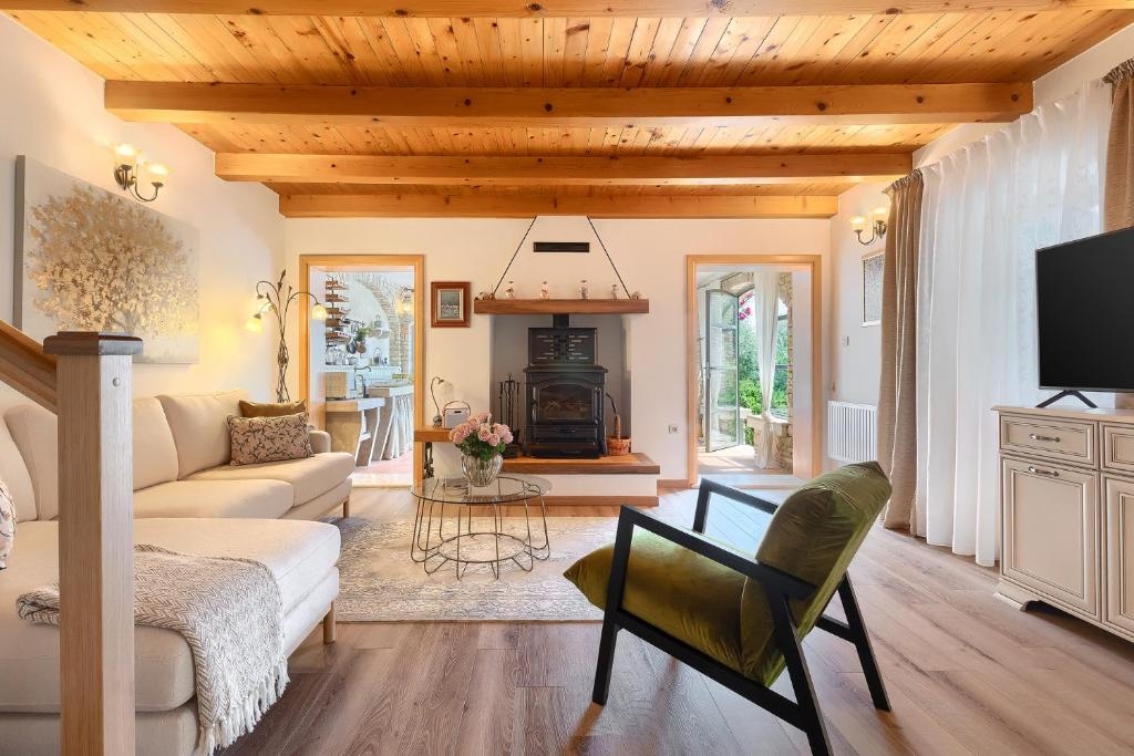 Villa in Svetvincenat, Croatia, 200 m² - picture 7