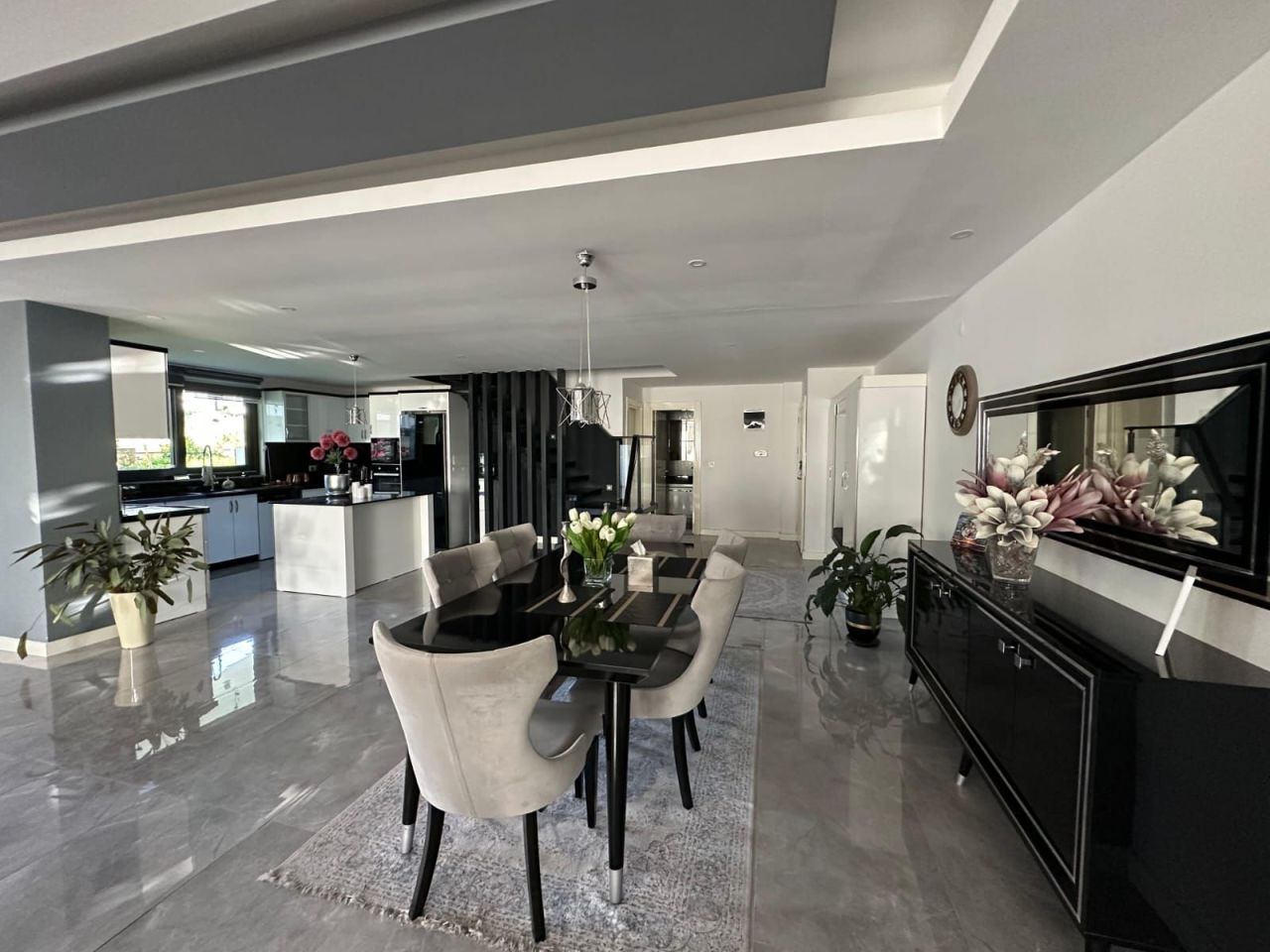 Flat in Alanya, Turkey, 180 m² - picture 1