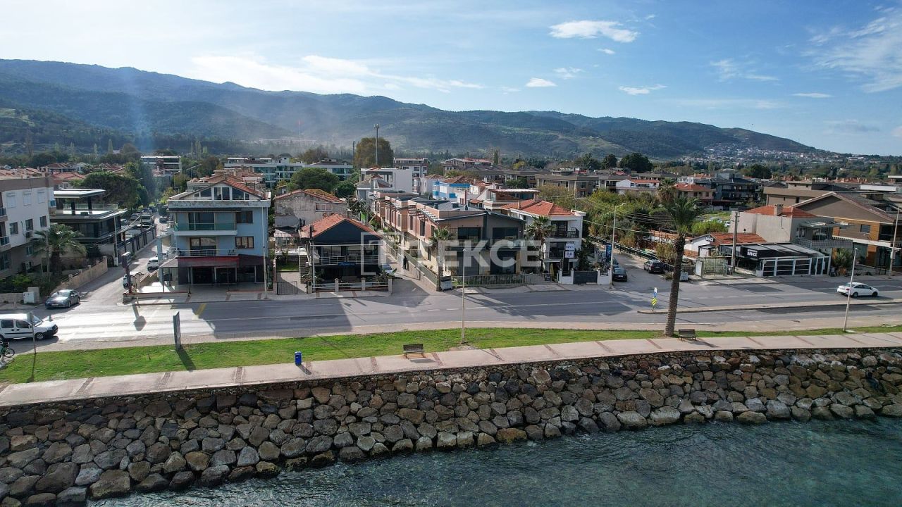 Villa Güzelbahçe, Turkey, 230 m² - picture 3